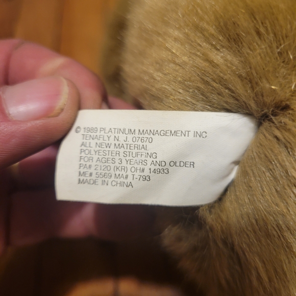 Extremely Rare 1989 Embrace Platinume12" Gorilla W/Banana Side Eyed W/Bearhanger - Picture 7 of 9